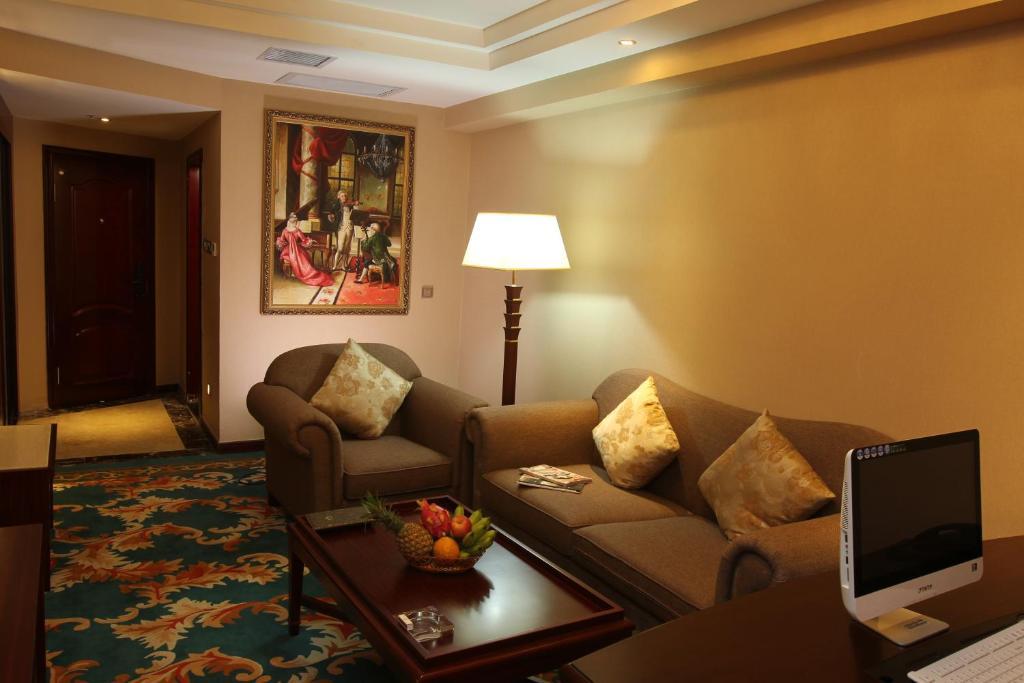 Hawaii Hotel Sanya Exterior photo